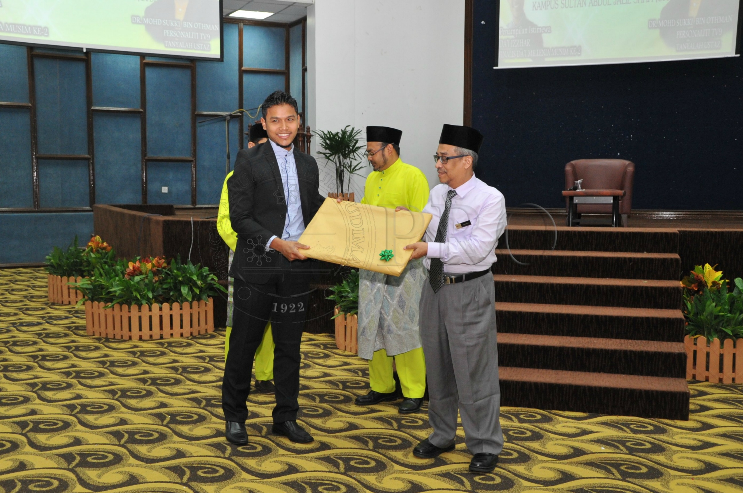 PRO 15 2 MAULIDUR PRO 4203